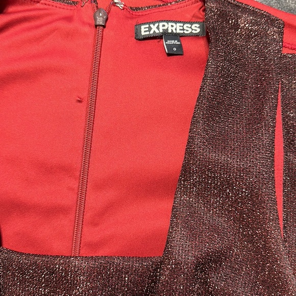 Dress - Picture 3 of 4